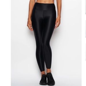 Heroine Sport body legging